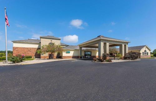 Upper Sandusky Hotel | Quality Inn Upper Sandusky