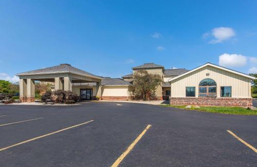 Upper Sandusky Hotel | Quality Inn Upper Sandusky