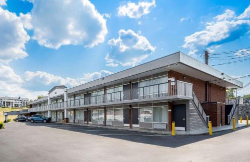 Luray Hotel | Quality Inn