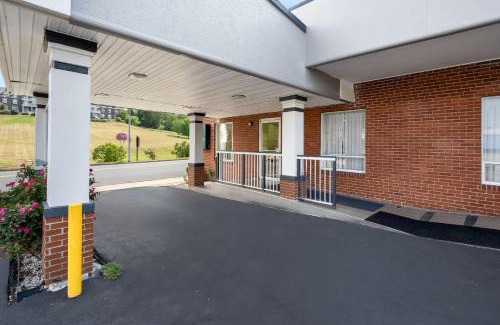 Luray Hotel | Quality Inn