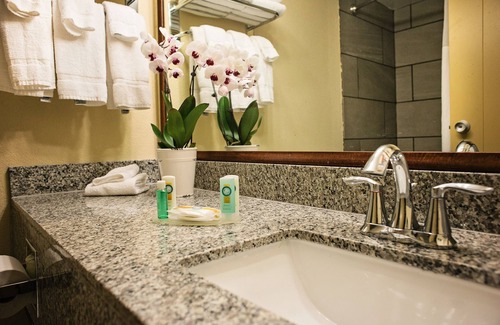 Natrona Hotel | Quality Inn