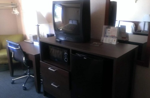 West Haven Hotel | Quality Inn