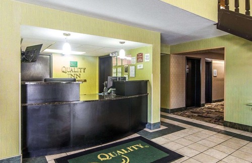 Sweetwater Hotel | Quality Inn West I - 75