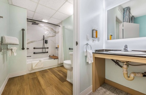 San Luis Obispo Hotel | Quality Suites Downtown San Luis Obispo
