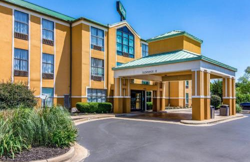 Maumelle Hotel | Quality Suites Maumelle - Little Rock NW