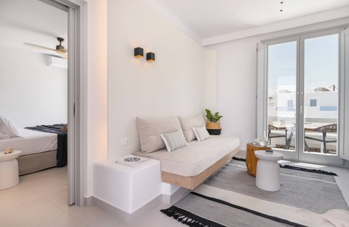 Naousa Hotel | Quartano Suites by Heliessa