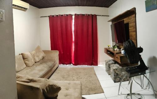 Parque Verde House | Quarto em casa de família