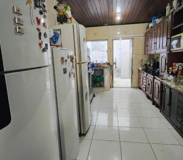 Parque Verde House | Quarto em casa de família