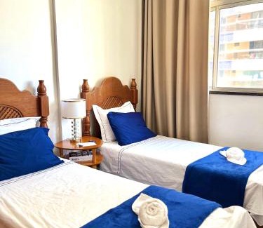 Mucuripe House | Quarto na Av Beira mar em apto familiar