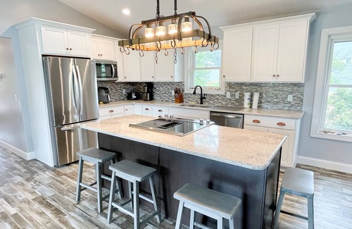 Ocracoke House | Queen Anne's Retreat: Dog friendly. Queen Anne's Retreat is outfitted with your