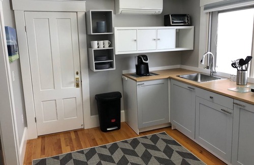 Provincetown House | Queen Anne style Home with Private entrance 1B/1B unit in Historic Provincetown