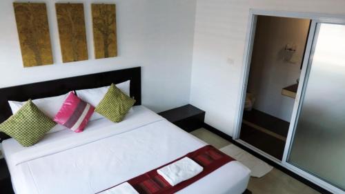 Chaweng City Center Hotel | Queen Boutique Hotel Chaweng