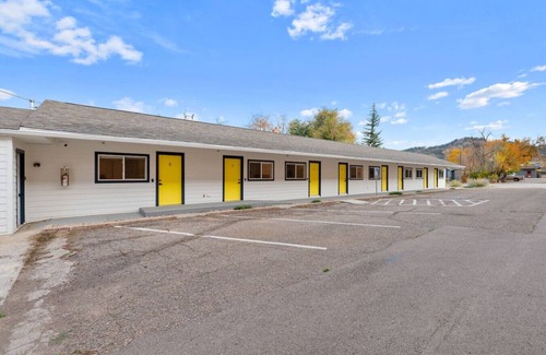 Spearfish Apartment | Queen City Inn and Extended Stay #7