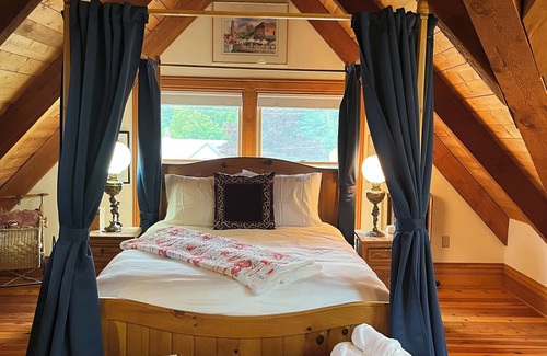 Bayfield Bed & Breakfast | Queen's View Bayfield