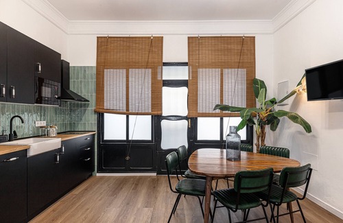 Malasana Apartment | Queens Chamberi III - Alquiler Corta Duración