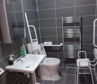 Blackburn Hotel | Queens Hotel