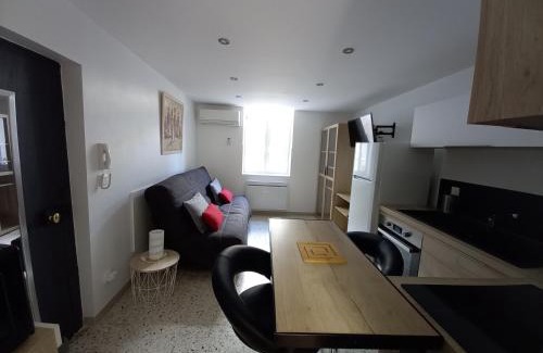 Sauve Apartment | quiétude sur le Vidourle.