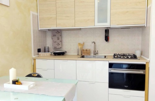 Caselle Torinese Apartment | Quick Home Airport - One Bedroom Apartment, Sleeps 2