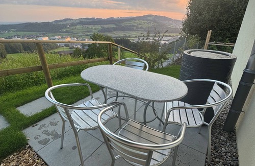 Herisau House | Quiet 3 room holiday flat Rüti with a view