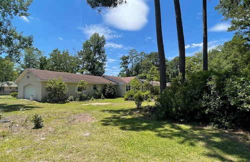 Morehead City House | Quiet and comfy, 15 min from Atlantic beach