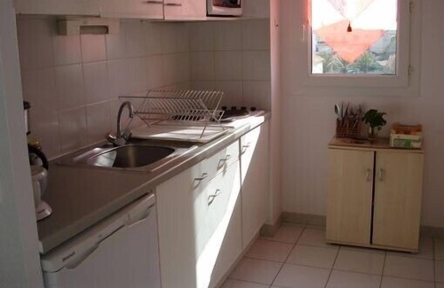 Valras-Plage Apartment | Quiet apartment 300 yards away from the beach