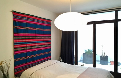 Saint-Jean Apartment | Quiet apartment in the city center of Saint Jean Cathedral