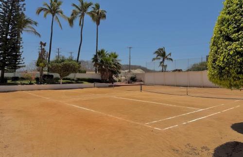 Marina Mazatlan Apartment | Quiet apartment with pool right on the beach