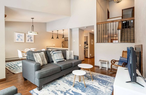 Eagle-Vail House | Quiet Colorful Fall! 3 Nights 10% off Now into November