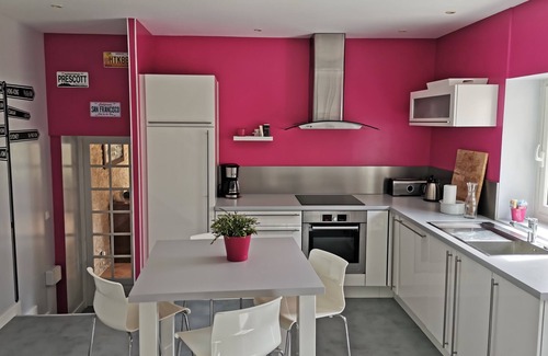 Civray-de-Touraine House | Quiet cottage, close to Chenonceau, Amboise & Beauval Zoo