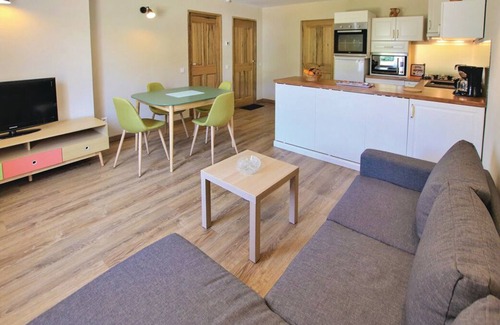 Mormoiron Villa | Quiet country cottage with private pool