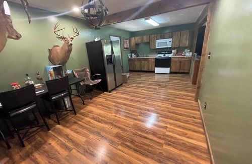 Wallingford House | Quiet Country home, Pet friendly