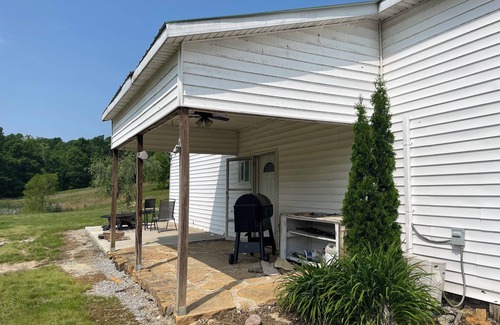 Wallingford House | Quiet Country home, Pet friendly