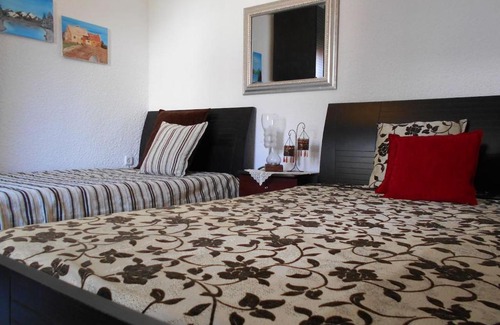 Psakoudia Apartment | Quiet family apt, 10m from the beach