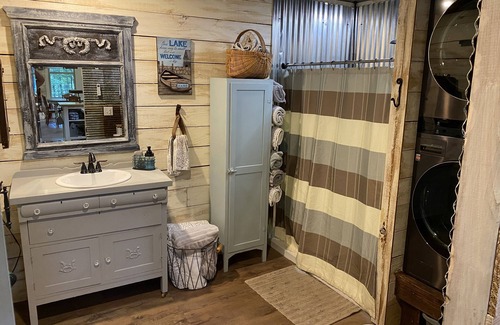 Langston Cottage | Quiet fishing cottage at Lake Guntersville