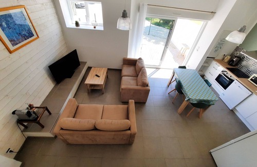Balanzac Cottage | Quiet gite with pool between Saintes and Royan