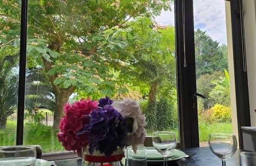 Orx Cottage | Quiet gîte with swimming pool, exceptional view, between Biarritz and Hossegor