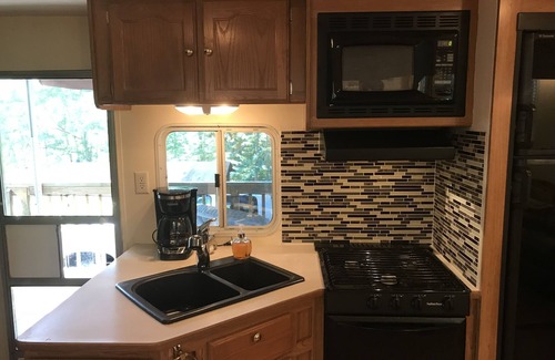 Candler Cottage | Quiet Haven Tiny Home-Hot Tub-Pet Friendly-Asheville Mtns