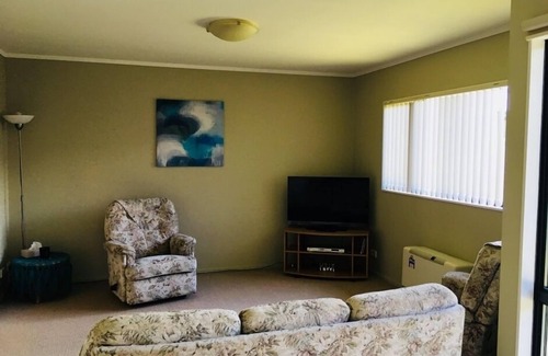 Kawaha Point House | Quiet, Home away from Home