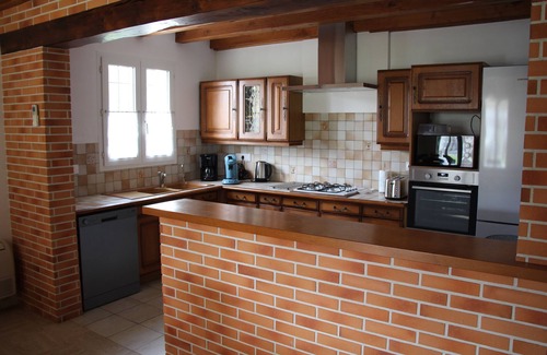 Meschers-sur-Gironde House | Quiet house All on foot (beach 700 m)