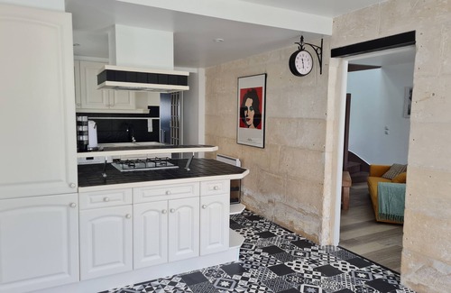 Pons House | Quiet house 90 m² near river