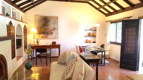 La Malagueta House | Quiet House in Malaga