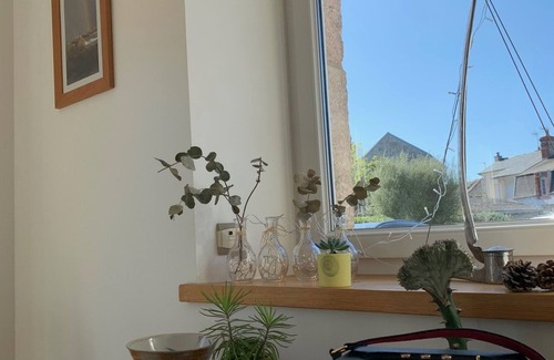 Barfleur House | Quiet house with garden in the center of Barfleur, 2 steps from the port