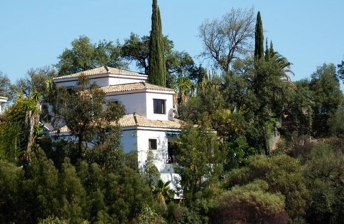 New Golden Mile Villa | Quiet Idyllic Villa in the hills behind the coast .