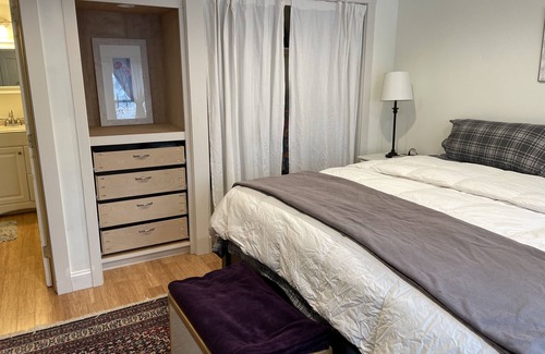 Pond Cove Apartment | Quiet in-law apartment located near Portland, beaches, lighthouses