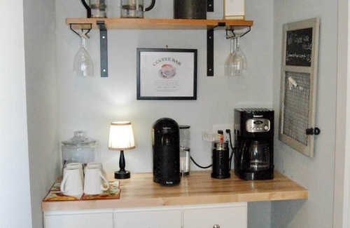 Enfield Cabin | Quiet Lakefront Cabin on Crystal Lake