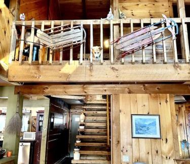 Union House | Quiet Maine Cabin Getaway