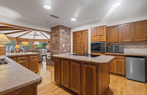 Ono Island House | Quiet Oasis Under Majestic Live Oaks with 150 feet of Bayside Orange Beach