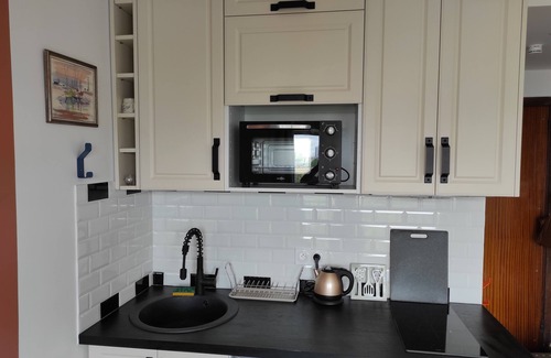 Montparnasse Apartment | Quiet Paris studio near tourist attractions