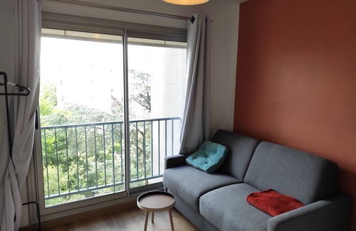 Montparnasse Apartment | Quiet Paris studio near tourist attractions