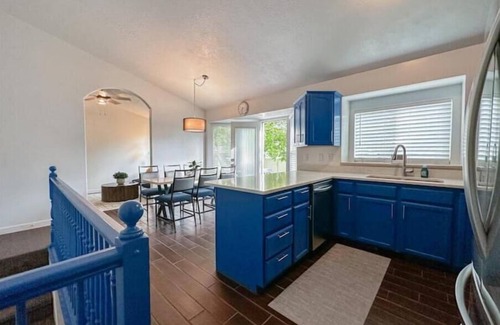 West Valley City House | Quiet Private Home Near SLC DT For Multi-Familynn